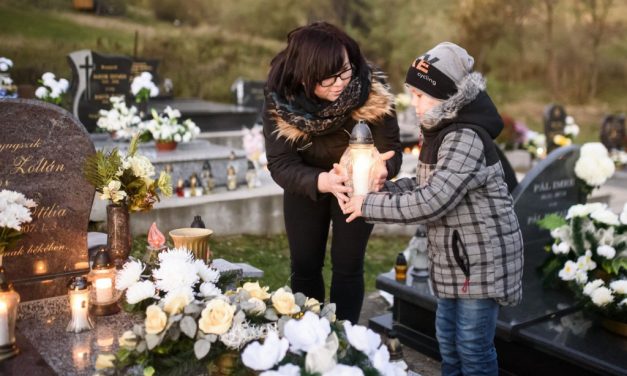 Kegyeleti játékokkal segítenék a gyerekeknek a gyász feldolgozását