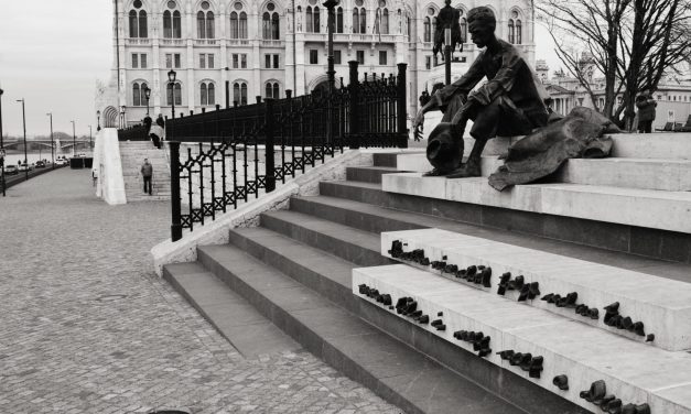 <span class="entry-title-primary">55 éve ünnepeljük a költészet napját</span> <span class="entry-subtitle">Idén is indul rekordkísérlet</span>