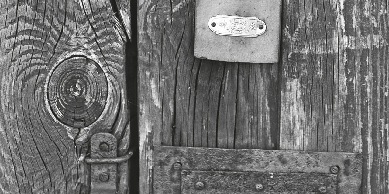 <span class="entry-title-primary">Átváltozások</span> <span class="entry-subtitle">Apáti Miklós verse</span>