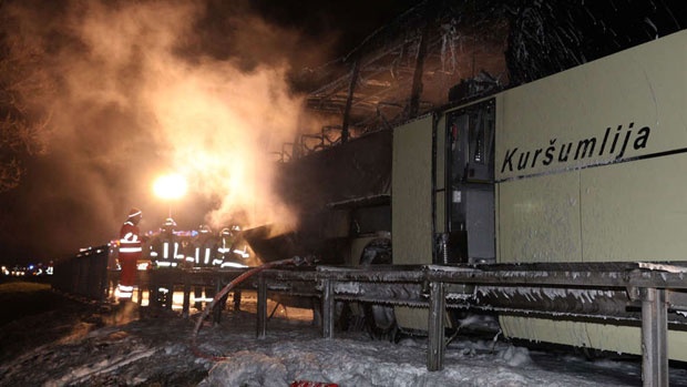 Kiégett egy szerb busz Németországban