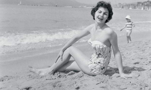 <span class="entry-title-primary">Meghalt a szerb származású Bond-lány</span> <span class="entry-subtitle">Nadja Regin 87 éves volt</span>