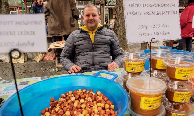 Folyik már a mogyoró!