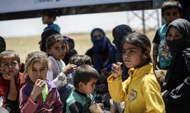 Eurostat: Egyharmaddal kevesebb kísérő nélküli kiskorú kért menedéket az EU-ban