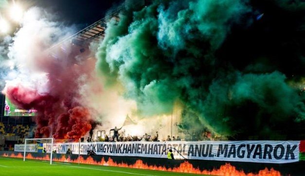 Mégsem lesz büntethető a himnusz éneklése Szlovákiában