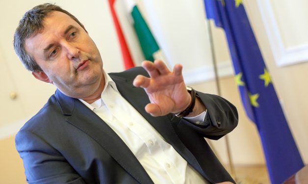 Palkovics László: erősíteni kell a szerbiai felsőoktatási kapcsolatokat