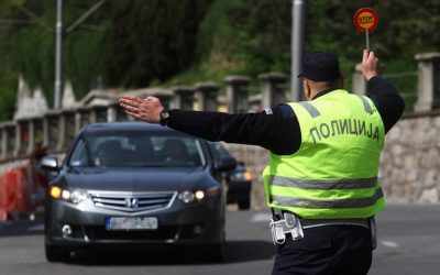 Forgalommal szemben ment az autópályán, jogosítvány nélkül