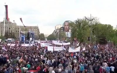 Az idősek többsége a hatalmat támogatja