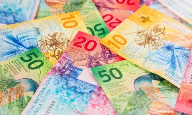 Elfogadták a svájci frank hitellel kapcsolatos lex specialist