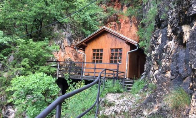 Bezárták Tito drvari barlangját – nincs pénz a karbantartásra