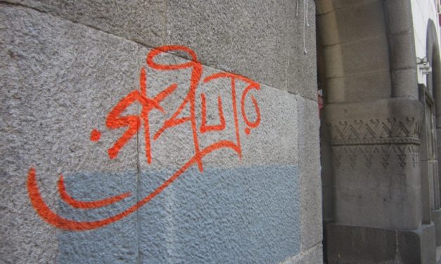 Összefirkálták a szabadkai Városházát