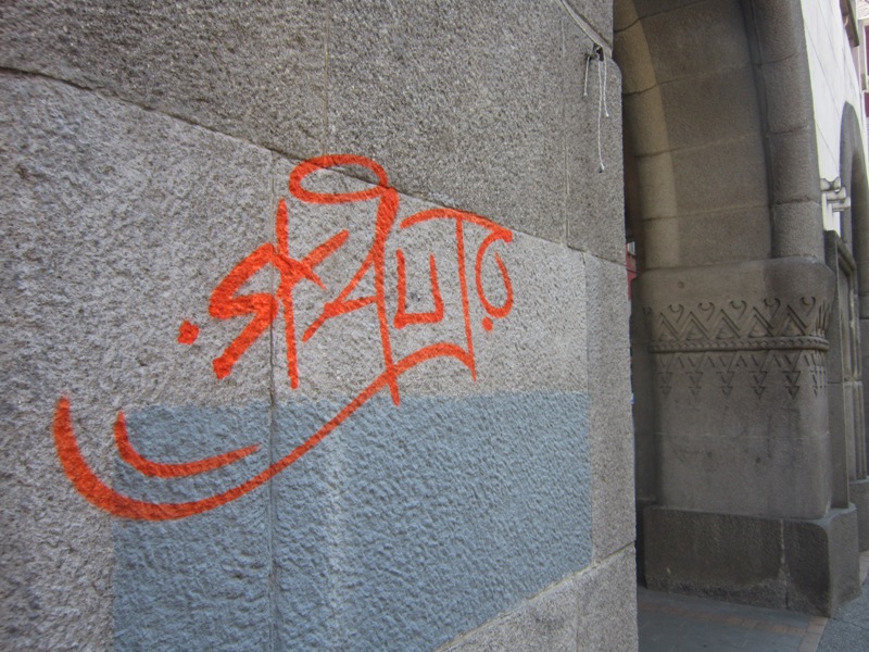 Összefirkálták a szabadkai Városházát