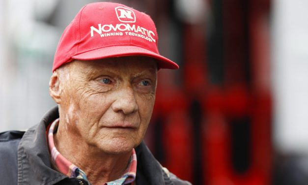 <span class="entry-title-primary">„Niki Lauda a nagyszabású műtéti beavatkozások hőse volt”</span> <span class="entry-subtitle">Egy újvidéki sebész is szerepelt abban az orvosi stábban, amely segített az F-1-es világbajnoknak mielőbb visszatérni a száguldó cirkuszba</span>