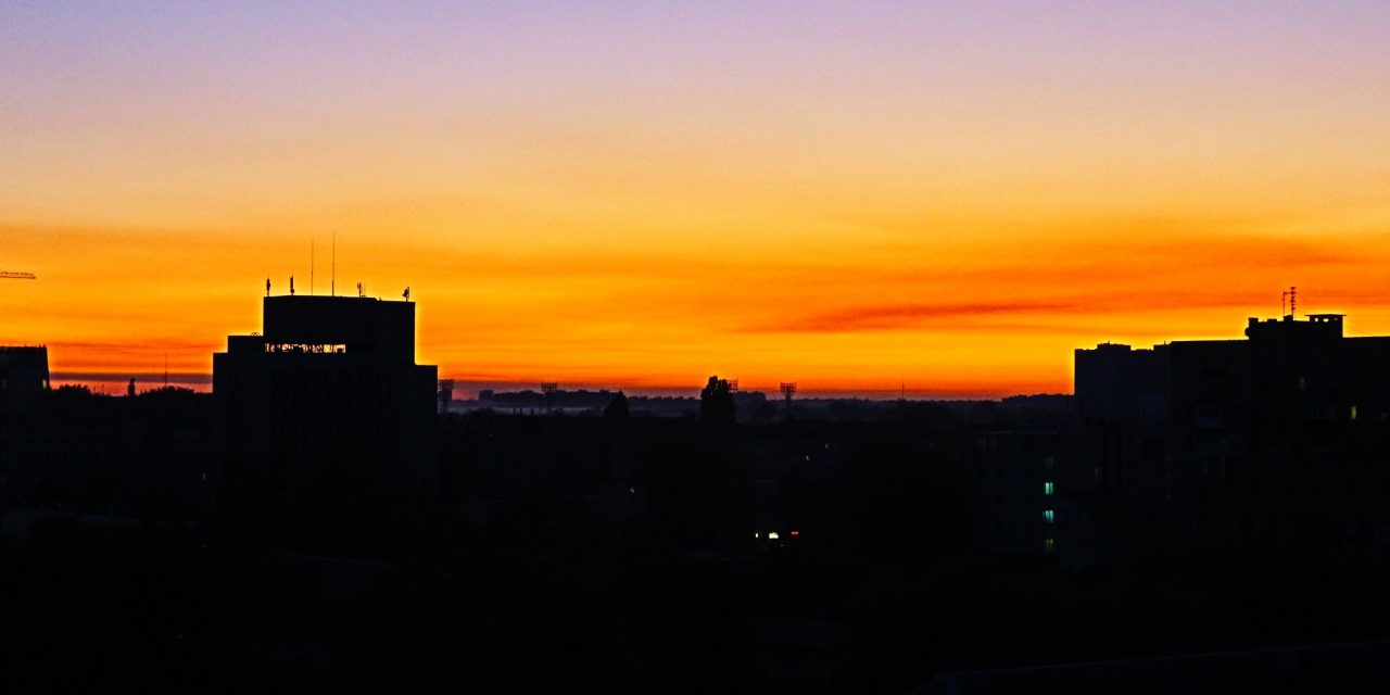 <span class="entry-title-primary">mindennek ugyanaz a színe csak a lámpát oltottuk el</span> <span class="entry-subtitle">Jozefina Dautbegović Krajinović verse</span>