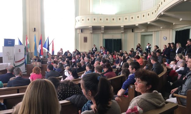 Potápi: A magyar kormány ösztönzi a gyermekvállalási kedv pozitív változását