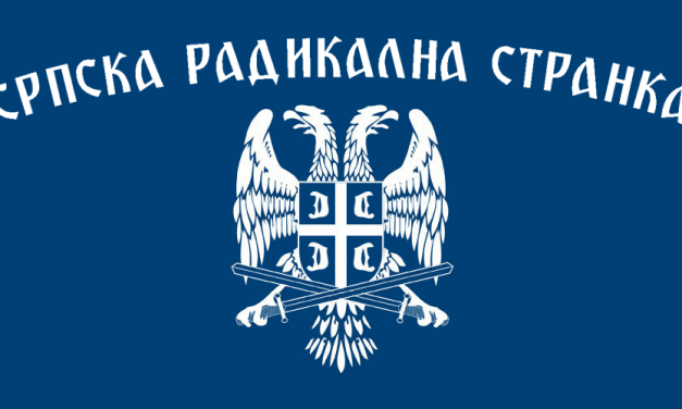 Elfogatóparancs két szerb politikus ellen