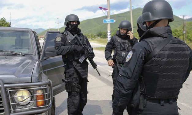 <span class="entry-title-primary">Visszavonul a ROSU Észak-Koszovóból</span> <span class="entry-subtitle">A különleges alakulat tagjai tizenkilenc rendőrt és kilenc civilt vettek őrizetbe</span>