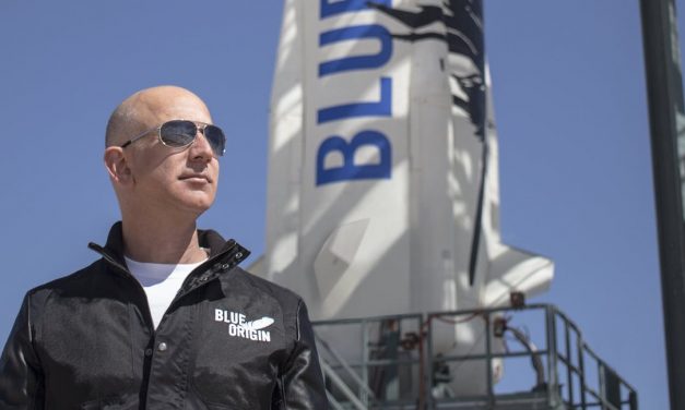Jeff Bezos pár éven belül Holdra szállást tervez