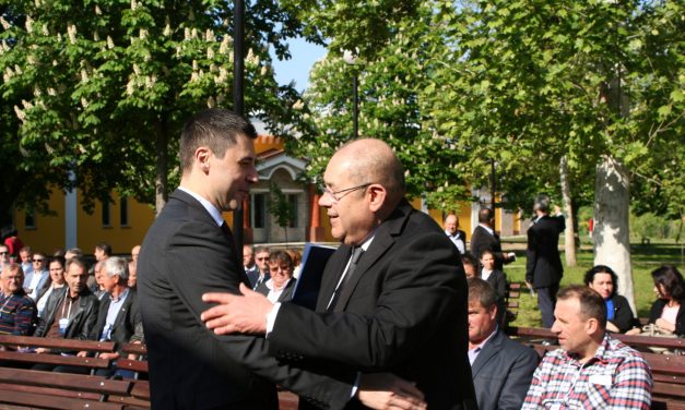 Deli Andor: Folytatni kell a vajdasági magyar közösség építését