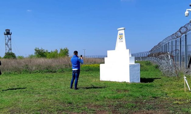 A hétvégén nyitva tart a magyar, szerb, román hármashatár Kübekházánál