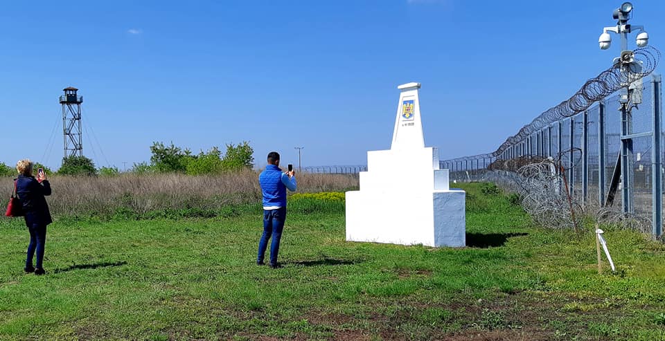 A hétvégén nyitva tart a magyar, szerb, román hármashatár Kübekházánál
