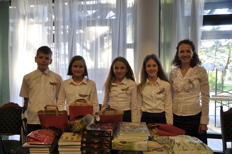 Zentai fiatalok sikere Lakiteleken