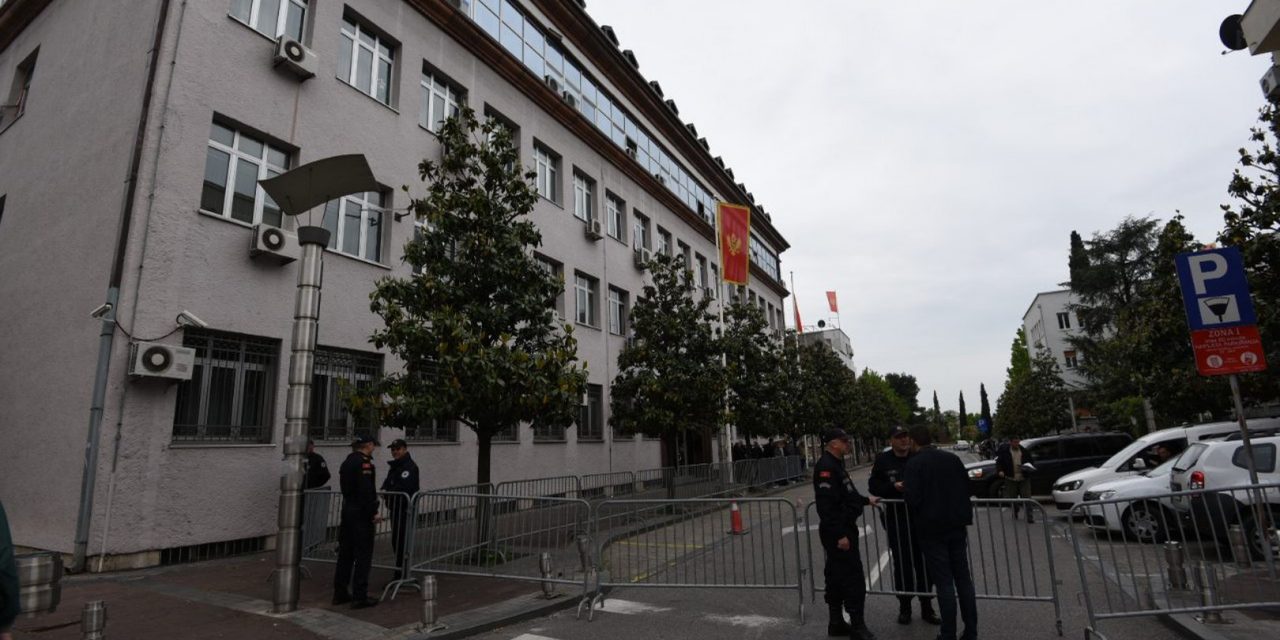 Minden vádlottat bűnösnek találtak a 2016-os montenegrói puccskísérlet ügyében