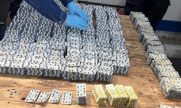 Tizennyolcezer nyugtatótablettát csempésztek