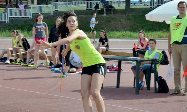 Világos Adrianáé a világranglista első és második helye