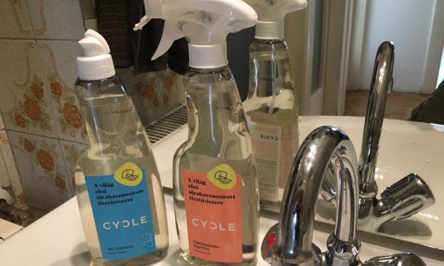 <span class="entry-title-primary">„Több millió baktériumot kell boldogan tartani nap mint nap”</span> <span class="entry-subtitle">Magyar kutatók feltalálták a szennyvízből készült tisztítószert, ami máris kapható a boltokban</span>