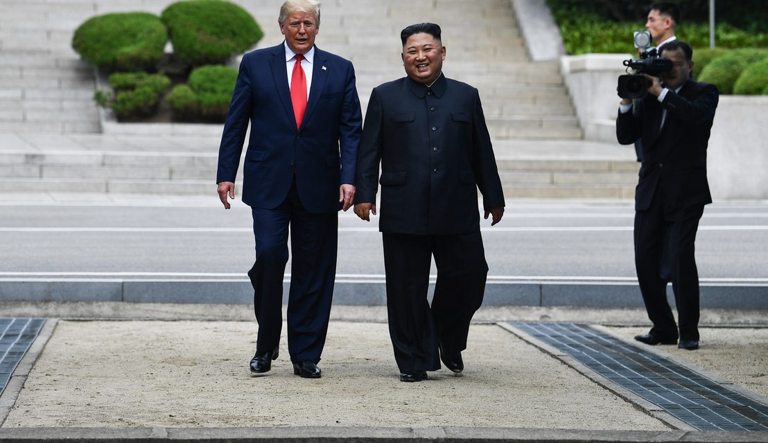 Trump Észak-Korea területére lépett