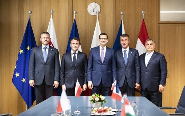 Rendkívüli uniós csúcstalálkozó Brüsszelben