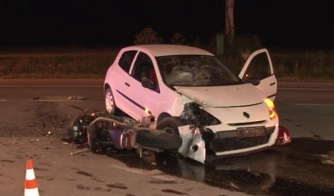 Súlyos motorbaleset Obrenovacon, meghalt egy 15 éves lány (Videóval)