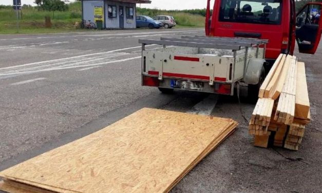 Bitcoinbányászatra alkalmas hardvereket foglaltak le Béregen