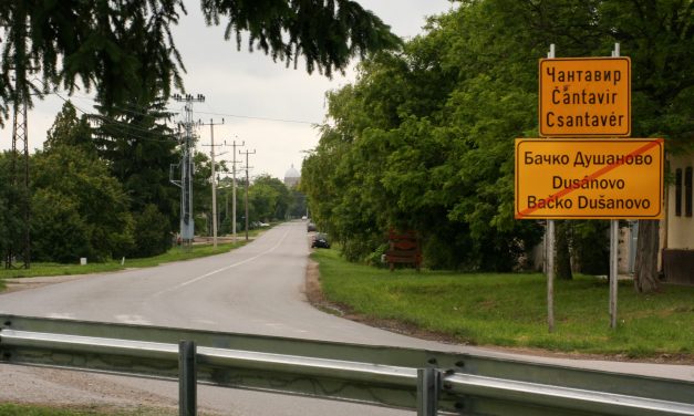 <span class="entry-title-primary">Korhecz Tamás: Az élő tapasztalás élménye</span> <span class="entry-subtitle">Családi Kör, 2019. június 13. - lapszemle</span>