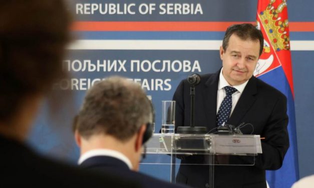 Dačić: Priština elfoglalná Trepčát és bombákat helyezne el Koszovó északi részén