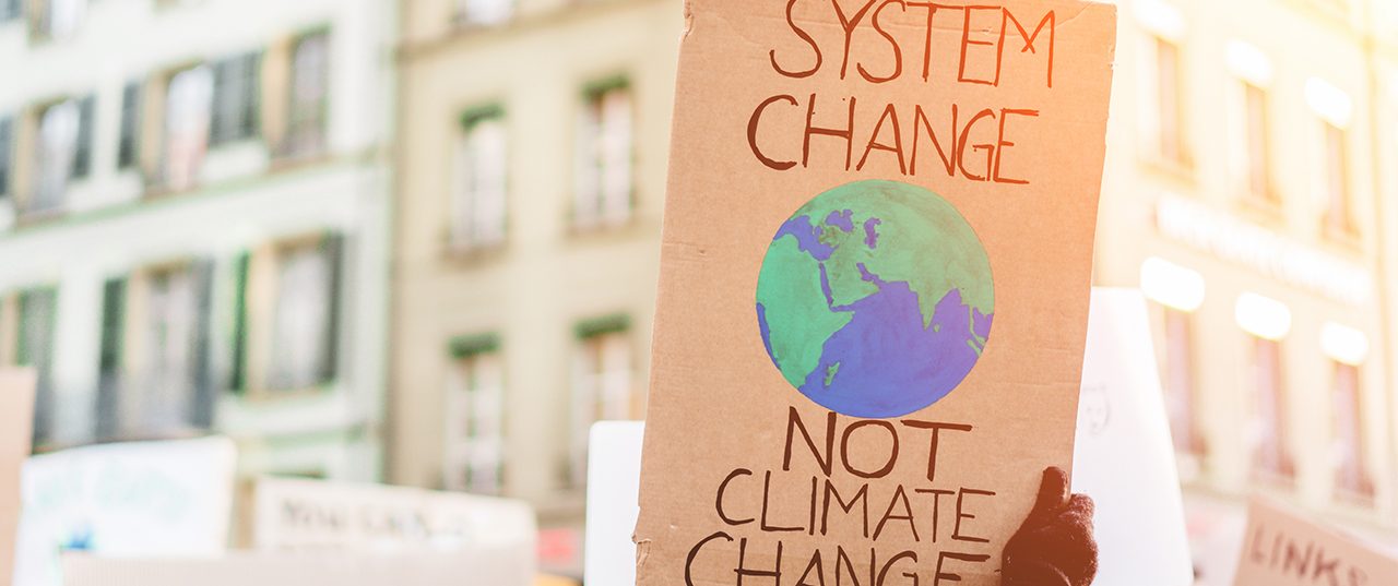 <span class="entry-title-primary">Topolya: „Minek tanuljunk, ha nincs jövőnk?”</span> <span class="entry-subtitle">Diáktüntetés a környezetvédelemért</span>