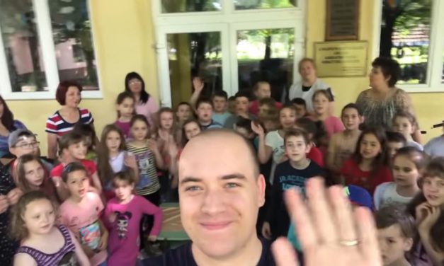 Valóra vált egy álom: Informatikai kabinetet nyert a gunarasi Dózsa György Általános Iskola