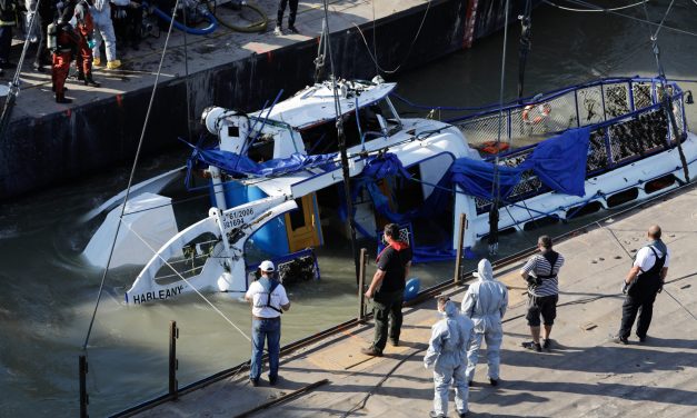 Dunai hajóbaleset – Felszínen a Hableány