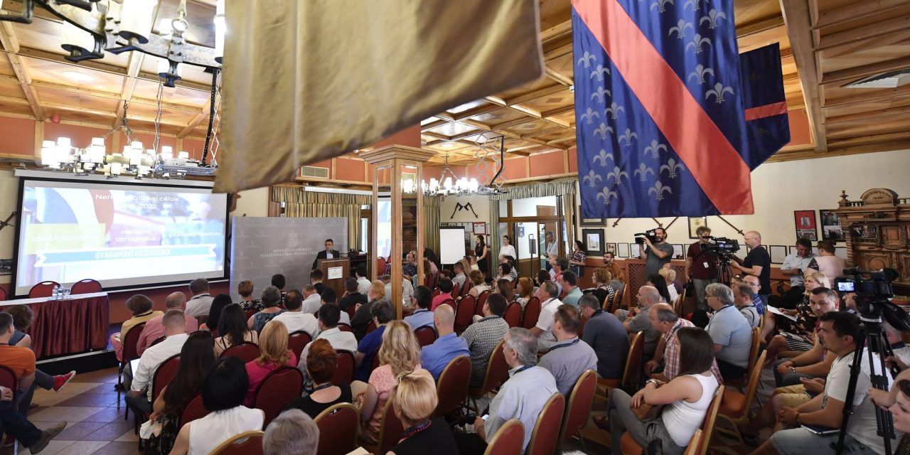 Kárpát-medencei magyar médiatalálkozó – külhoni alkotásokat díjaztak