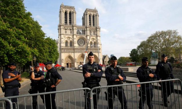 Két hónap után újra miséznek a Notre-Dame katedrálisban