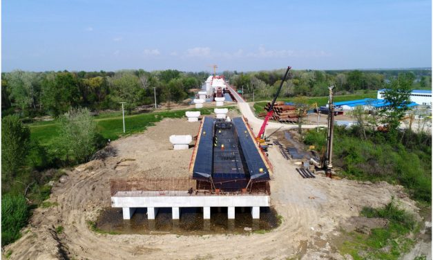 Hidat neveznének el a kínai és a szerb elnök barátságáról