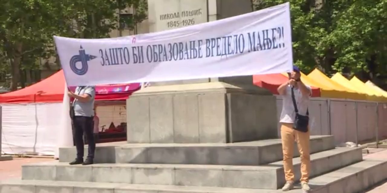 Oktatási Szakszervezet: Négy éve várunk a kollektív szerződésre