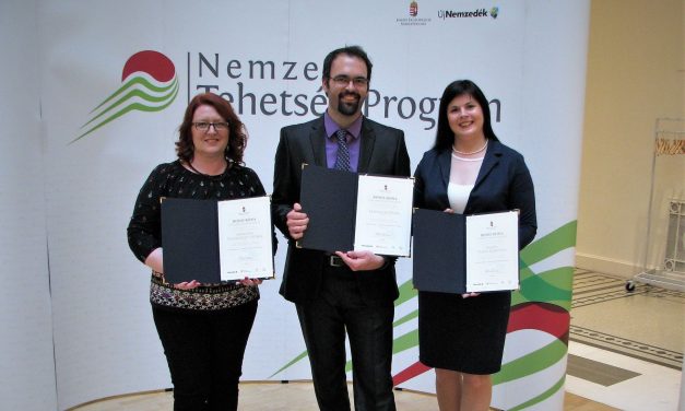 Három vajdasági tanár is Bonis Bona díjat vehetett át