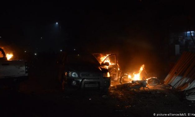 Robbantás volt Szíriában az esti ima után, 13-an meghaltak, köztük gyerekek is