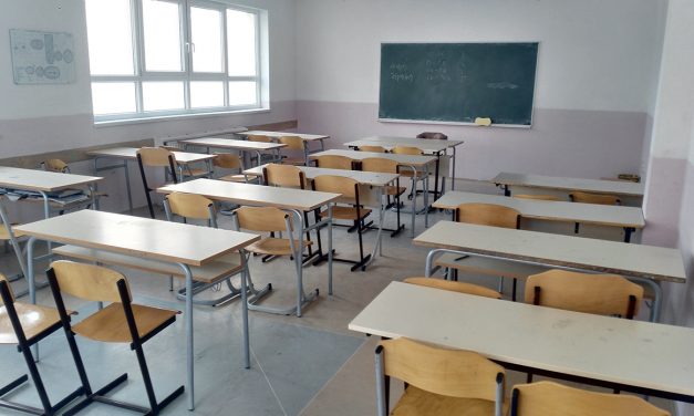 Kisérettségi botrány: A nyomdász lefotózta, majd a WC-be dobta a tesztlapokat