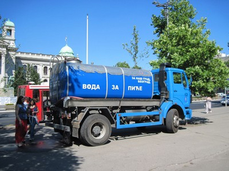 Belgrád eső után: Borčában nem iható a városi víz