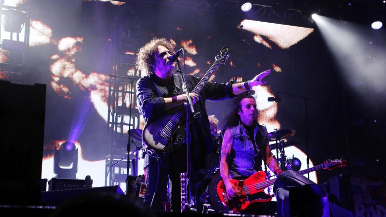 <span class="entry-title-primary">Elkezdődött az Exit Fesztivál</span> <span class="entry-subtitle">Négy napra a világ zenei központjává vált Újvidék, a nyitónapon fellépett a The Cure</span>