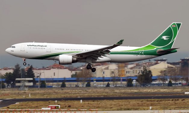 Kedves utasok, amint összeszedjük a pénzt az üzemanyagra, felszállunk!