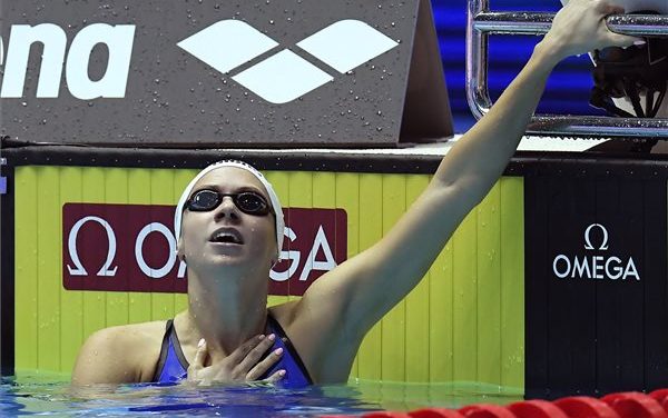 Kapás Boglárka aranyérmes 200 méter pillangón