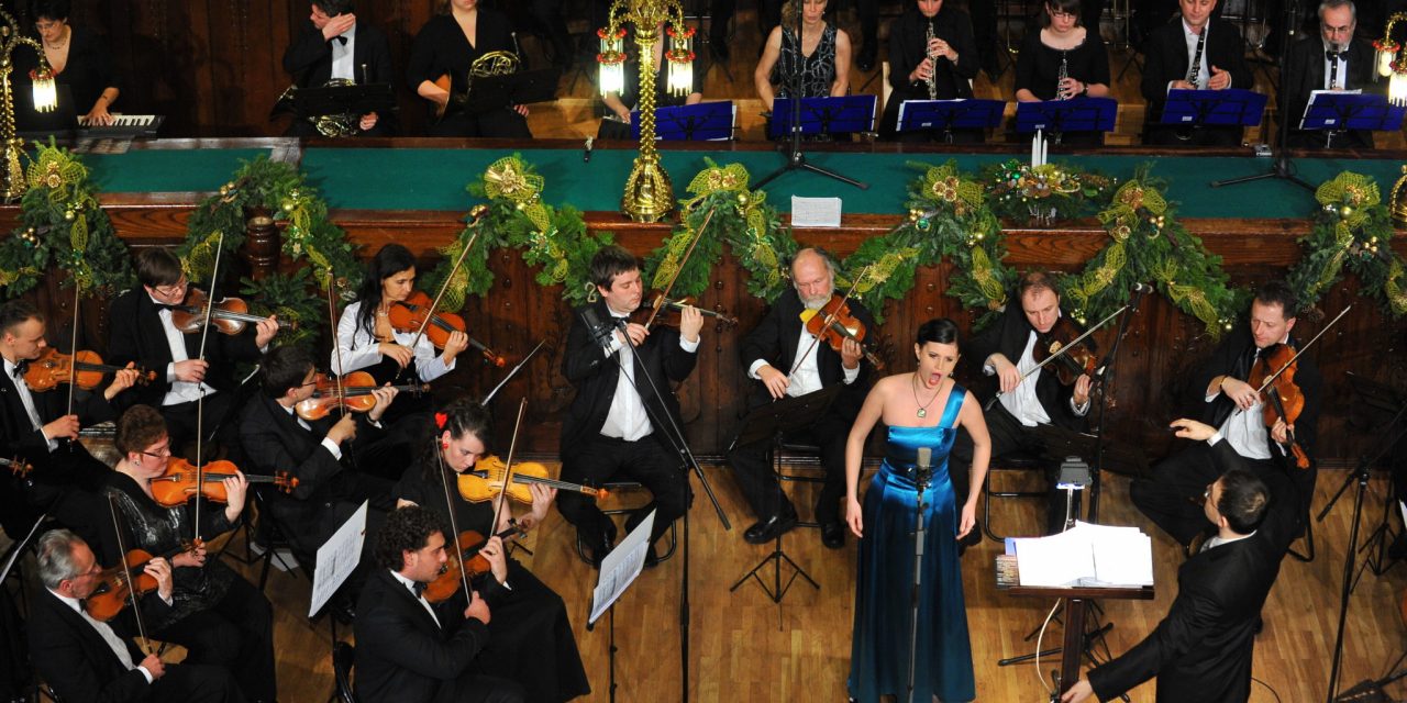 <span class="entry-title-primary">Csak küzdeni kell!</span> <span class="entry-subtitle">A vajdasági Kovács Éva szabadtéri koncertje a szegedi Wagner-udvarban</span>